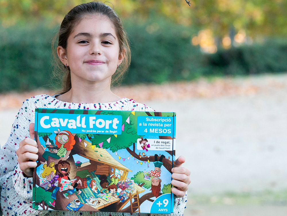 Capsa regal Cavall Fort